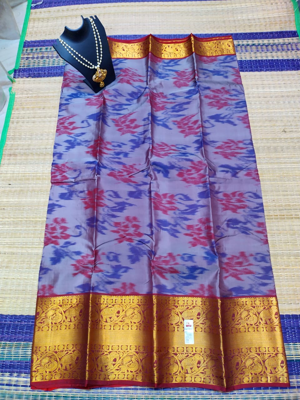 Kanjivaram softsilk saree in gray with maroon pochampalli double warp with silver jari