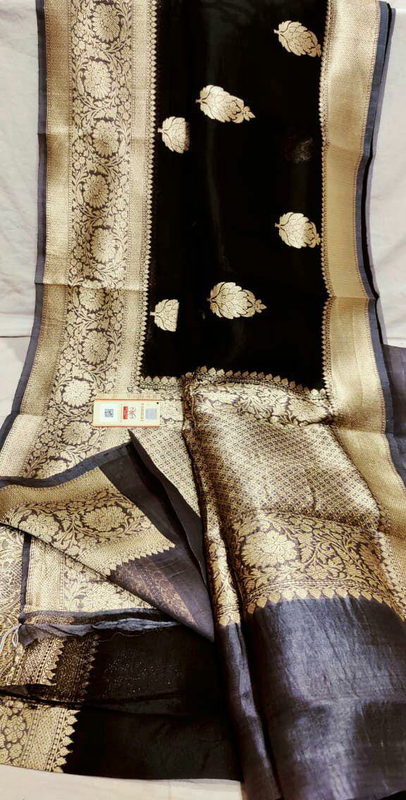 Kora Banarasi saree in kaduva butta handoven in black