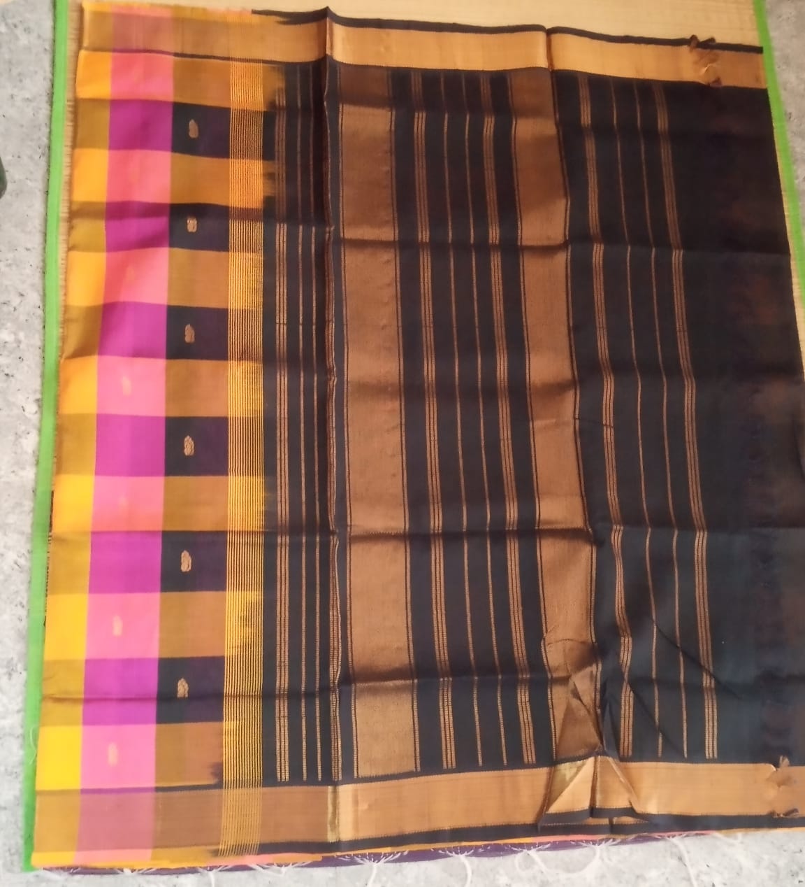 alt tag: Pure silk cotton Saree with checked palum palamum pattern Edit