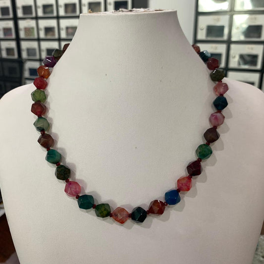 Jewellery Natural Stone Beads jewelry in round shape beads in multiple colours