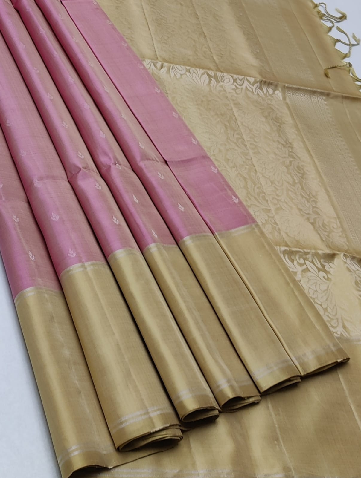 kanjivaram soft silk saree with double warp in borderless pink with grey